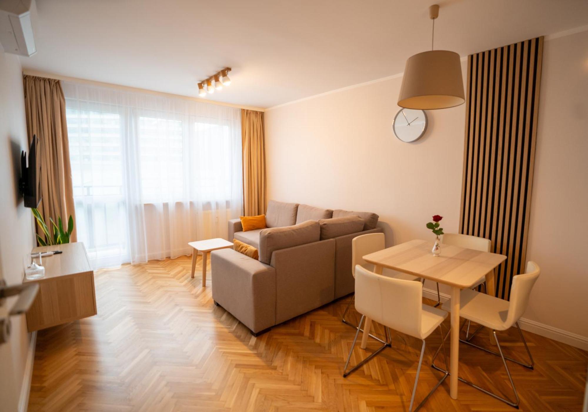 Apartament Gold 61 Варшава Екстер'єр фото